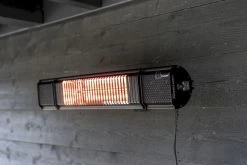 Eurom Heat And Beat Terrasverwarmer - Zwart 26 Eurom Heat And Beat Terrasverwarmer - Zwart -Professionele winterwarmtewinkel 900 1350 8713415334579 heat and beat black sfeer 3